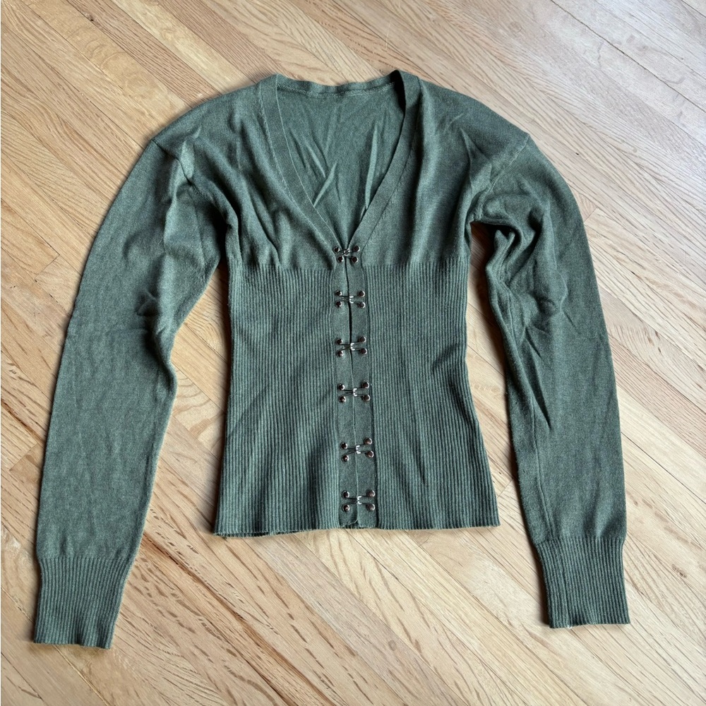 Green cotton top/cardigan with cool buckles